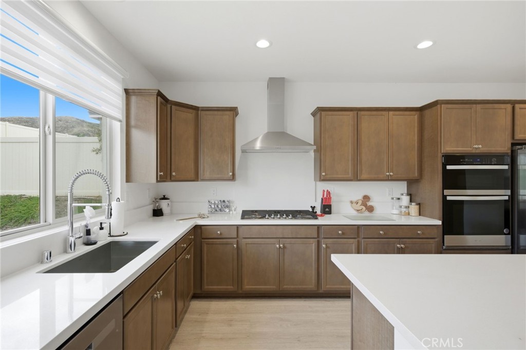 25337 Circle Stone