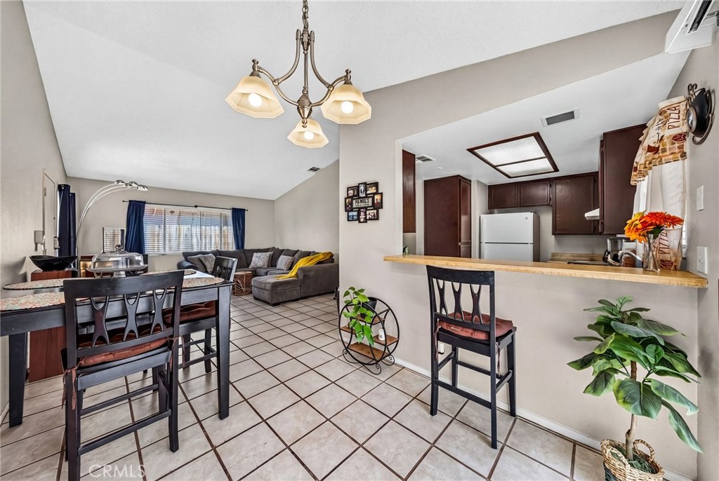 25076 Wendy Way