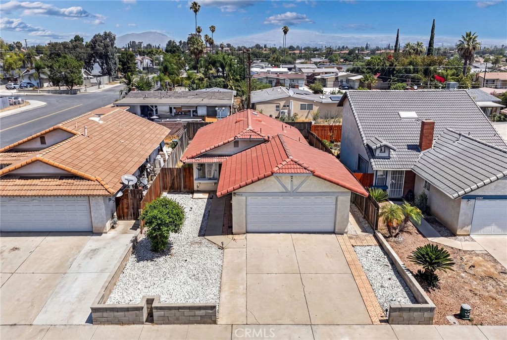 25076 Wendy Way