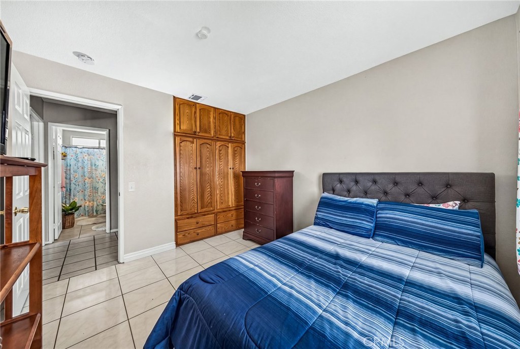 25076 Wendy Way