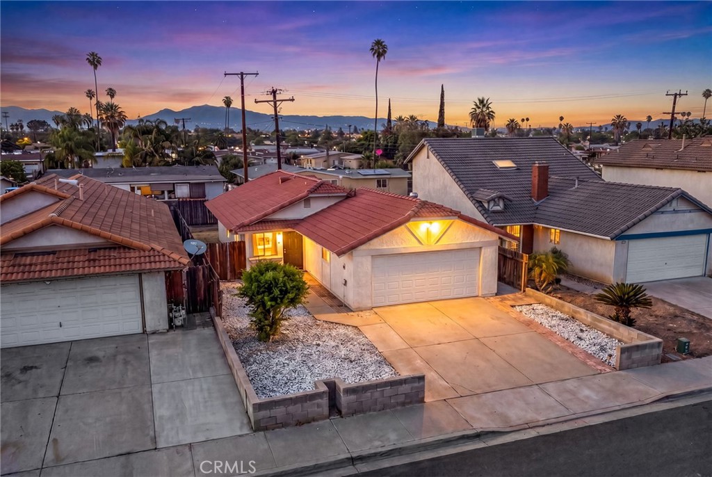 25076 Wendy Way