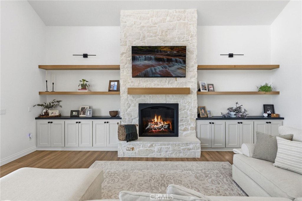 38566 Vista Del Bosque