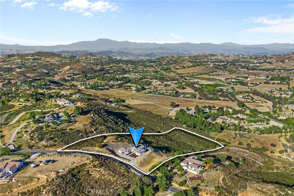 38566 Vista Del Bosque