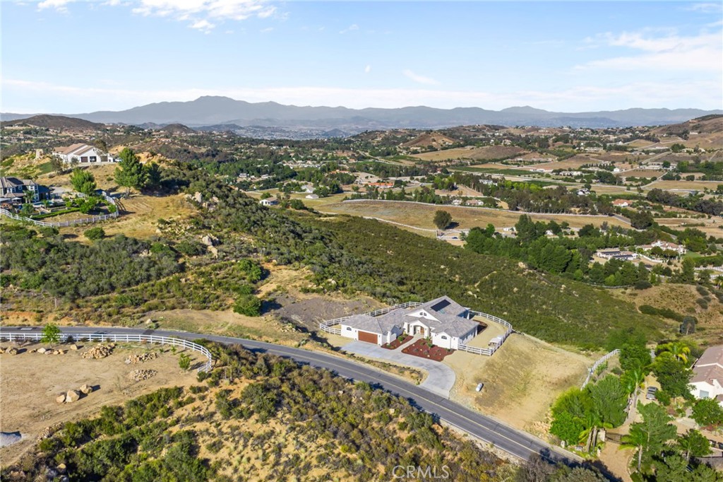 38566 Vista Del Bosque