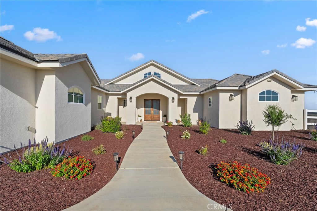 38566 Vista Del Bosque