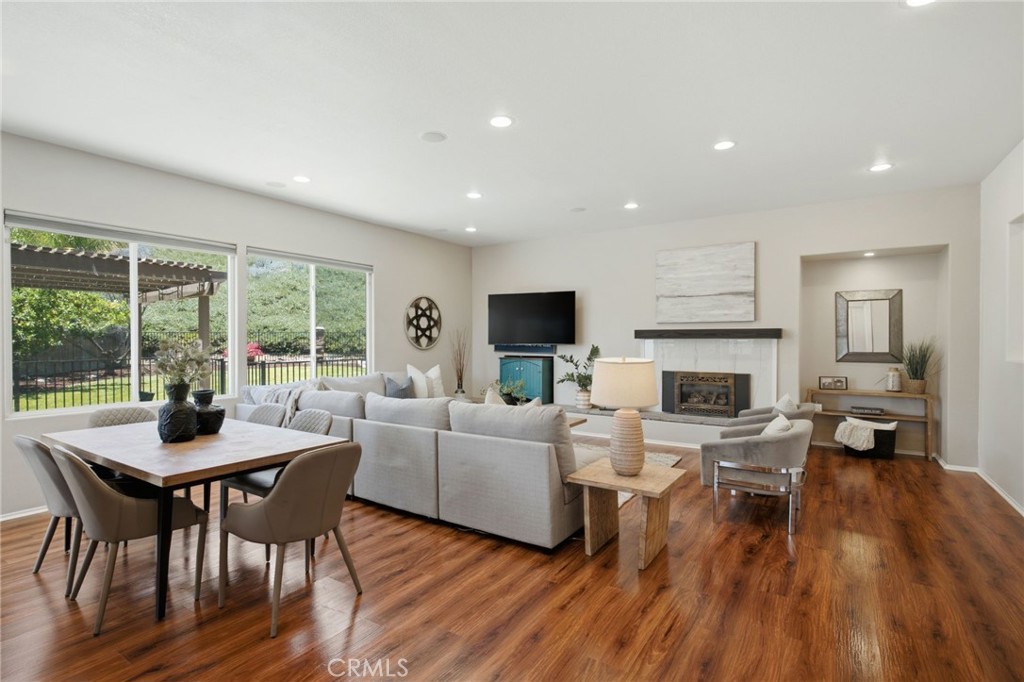 37709 Oxford Drive