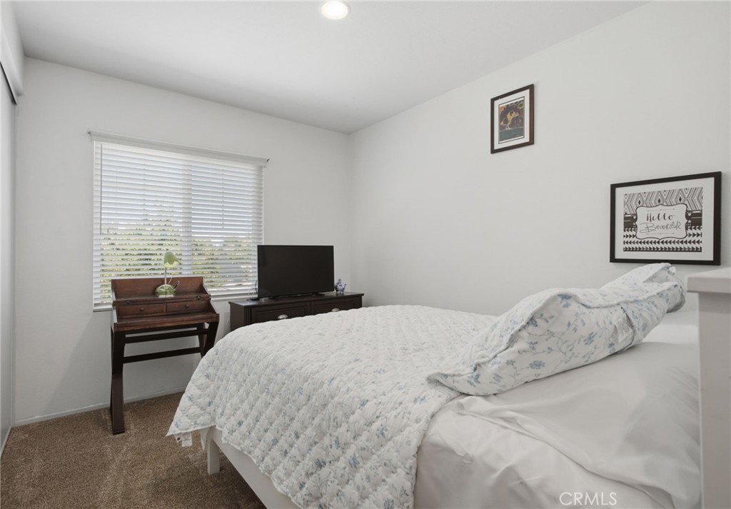 37709 Oxford Drive