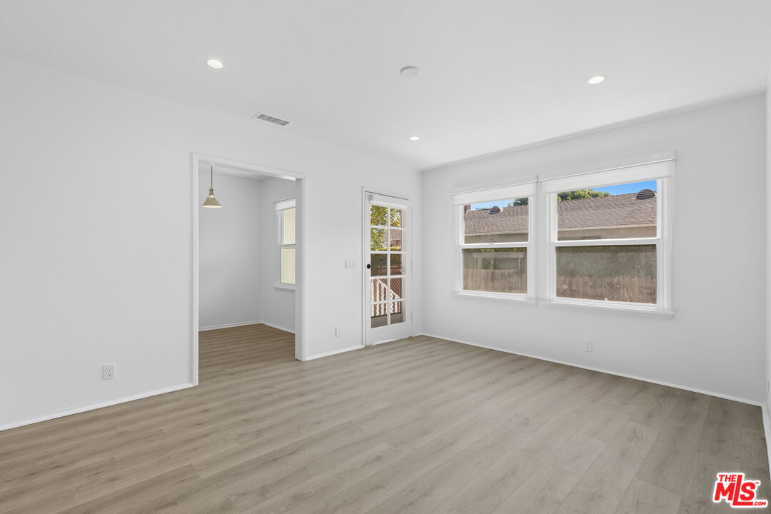 1450 Franklin St Unit: B