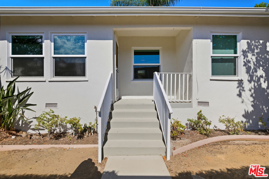 1450 Franklin St Unit: B