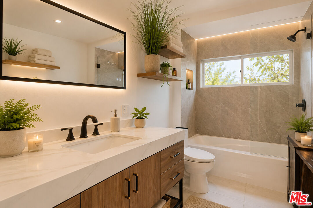 7405 Pyramid Pl