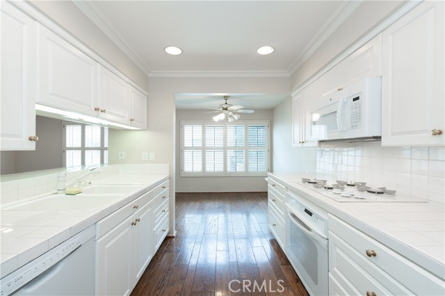 4221 Colfax AVE Unit: J