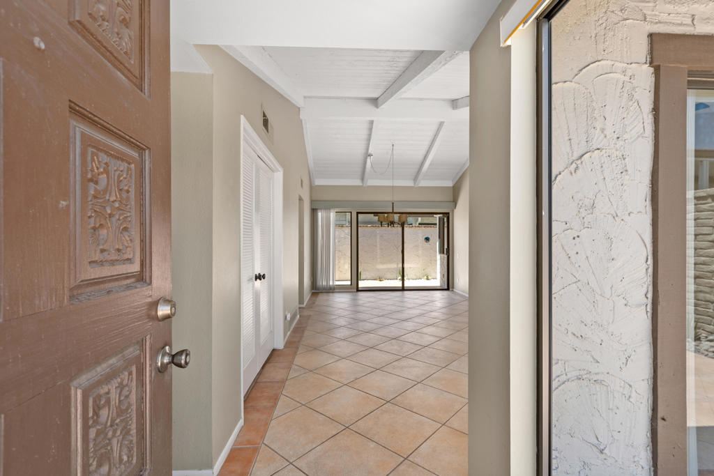 2530 E Miramonte Circle D