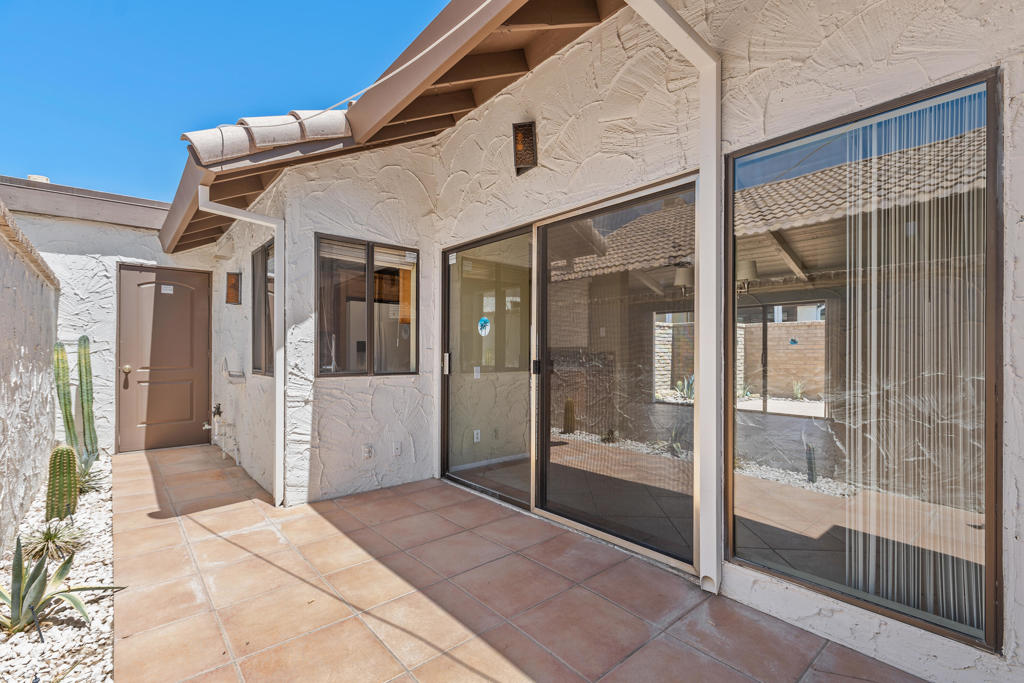 2530 E Miramonte Circle D