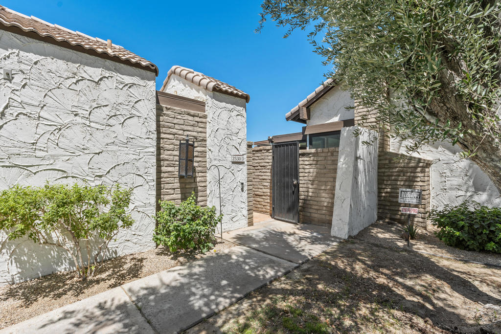 2530 E Miramonte Circle D