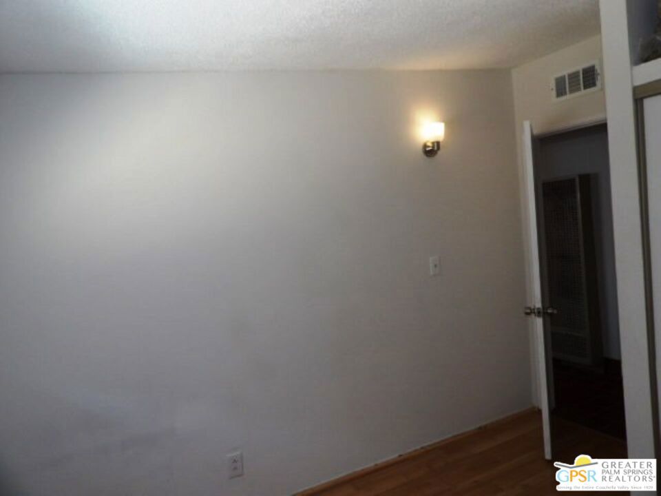 15875 N Crystal Springs Drive