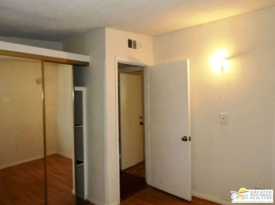 15875 N Crystal Springs Drive