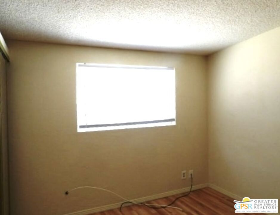 15875 N Crystal Springs Drive