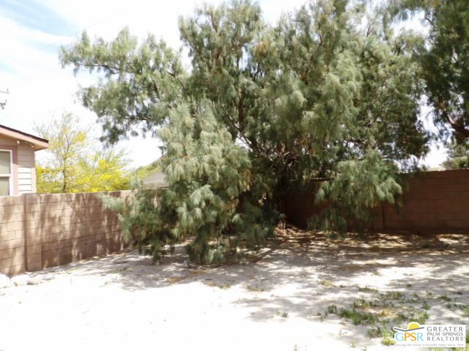 15875 N Crystal Springs Drive