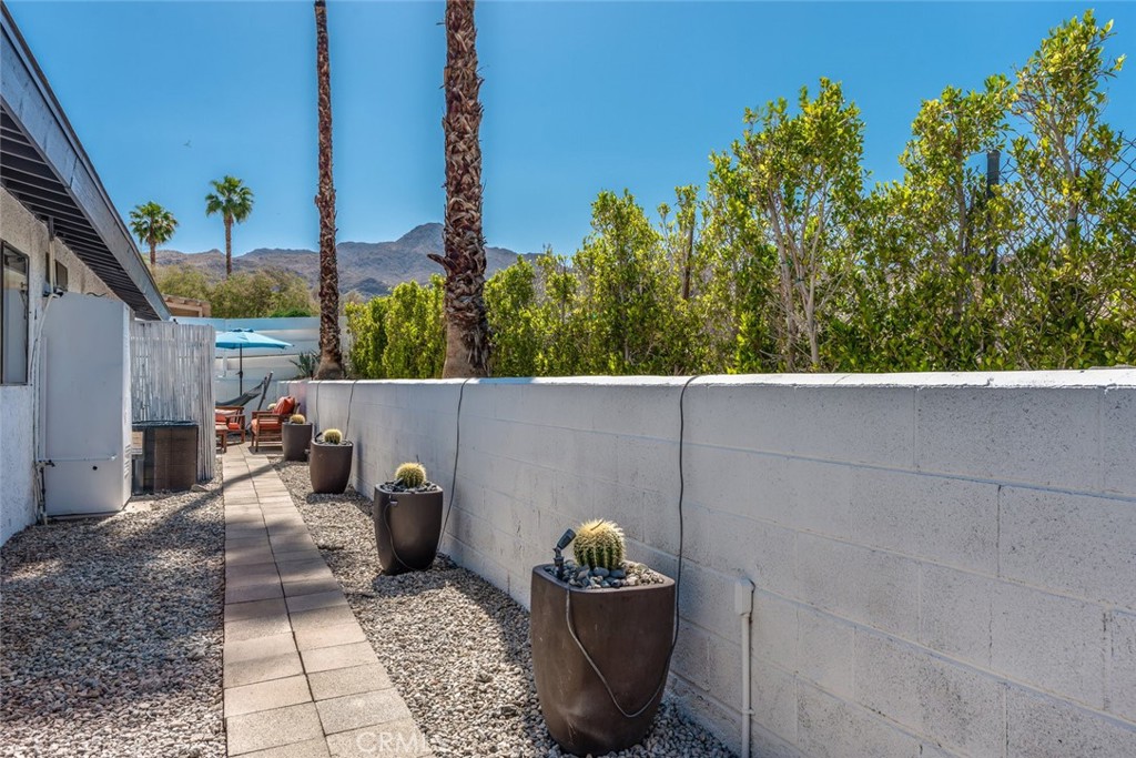 37925 Mountain Shadow Lane