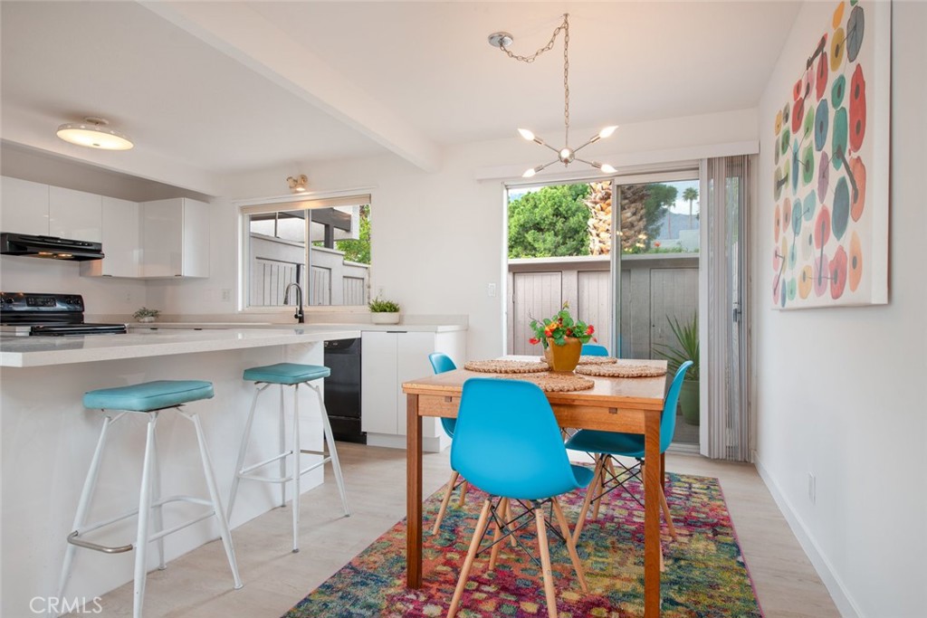 1710 N Via Miraleste