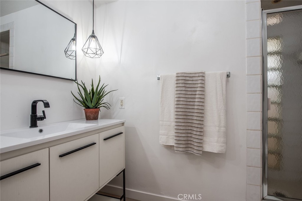 1710 N Via Miraleste