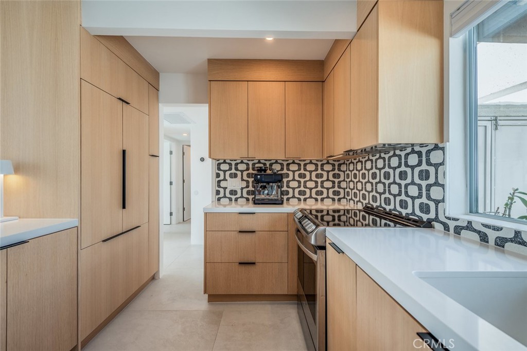1740 N Via Miraleste
