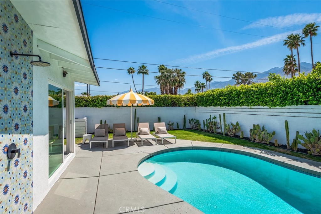 1895 E Mcmanus Drive