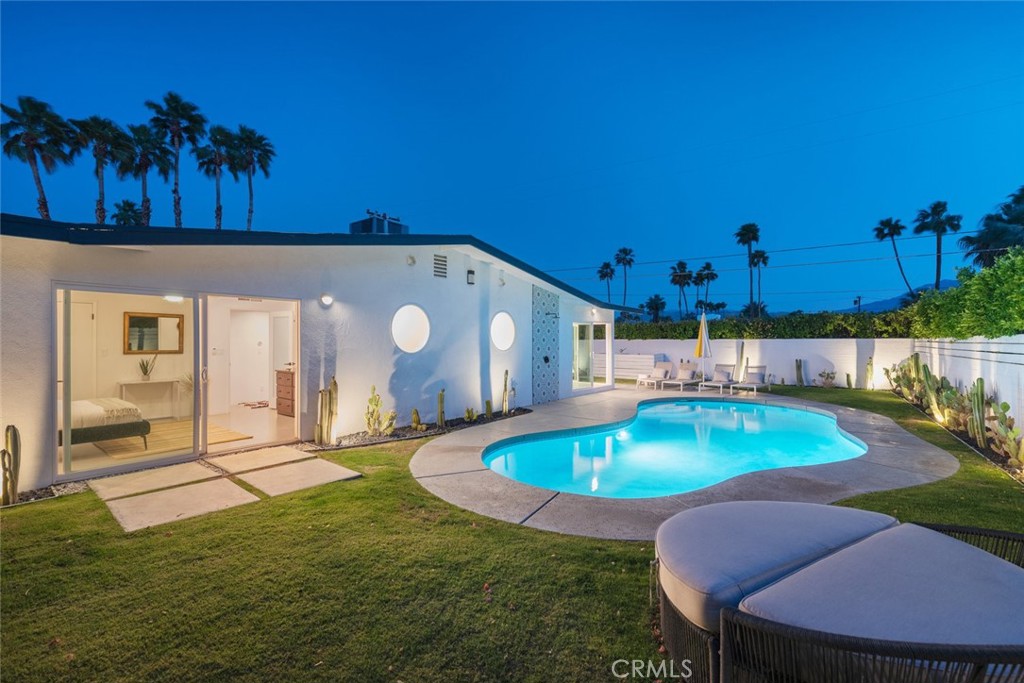 1895 E Mcmanus Drive