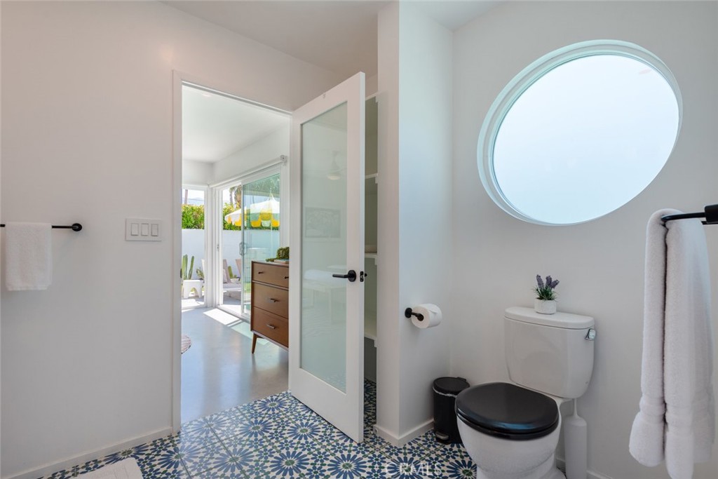 1895 E Mcmanus Drive