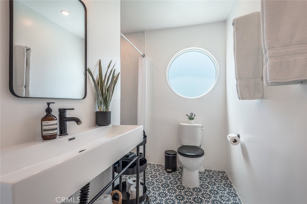 1895 E Mcmanus Drive