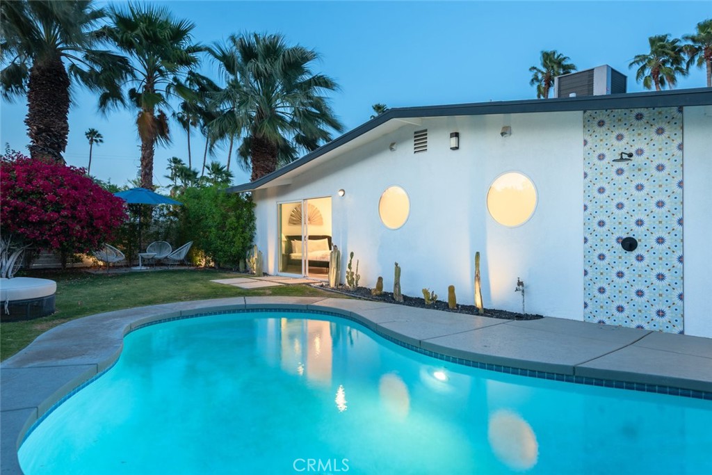 1895 E Mcmanus Drive