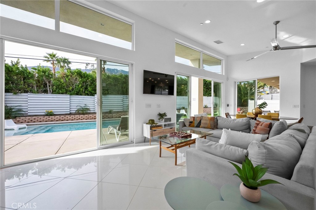 2461 N Junipero Avenue