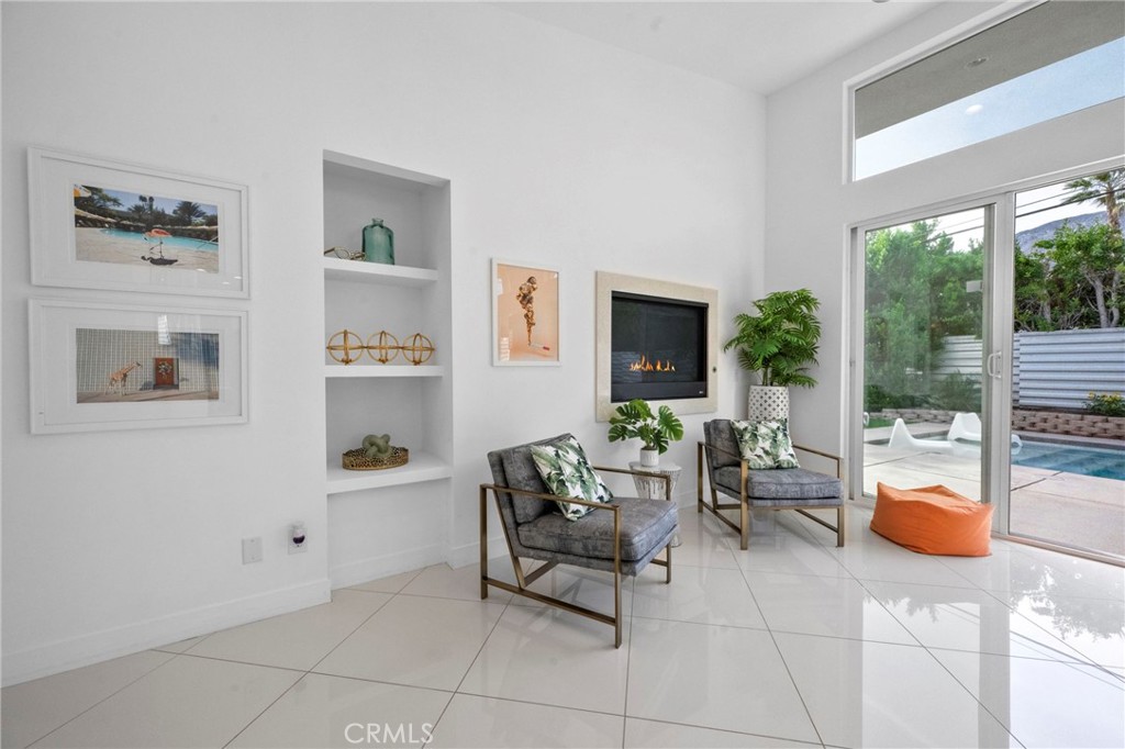 2461 N Junipero Avenue