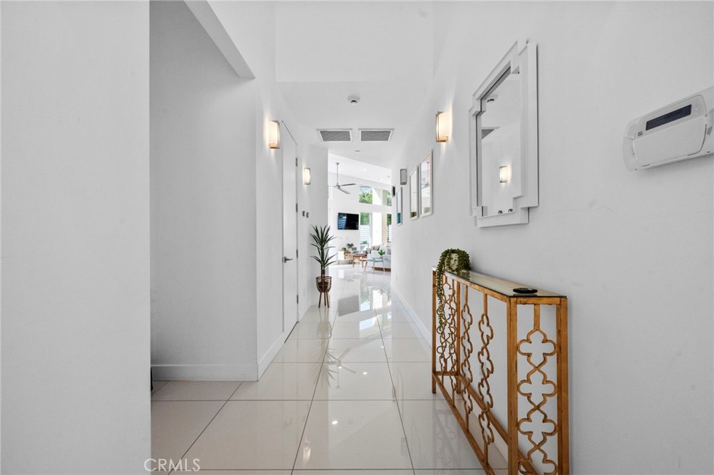 2461 N Junipero Avenue