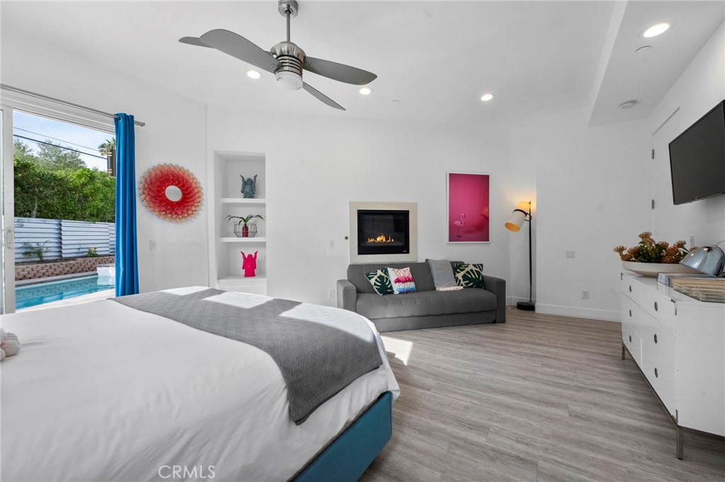 2461 N Junipero Avenue