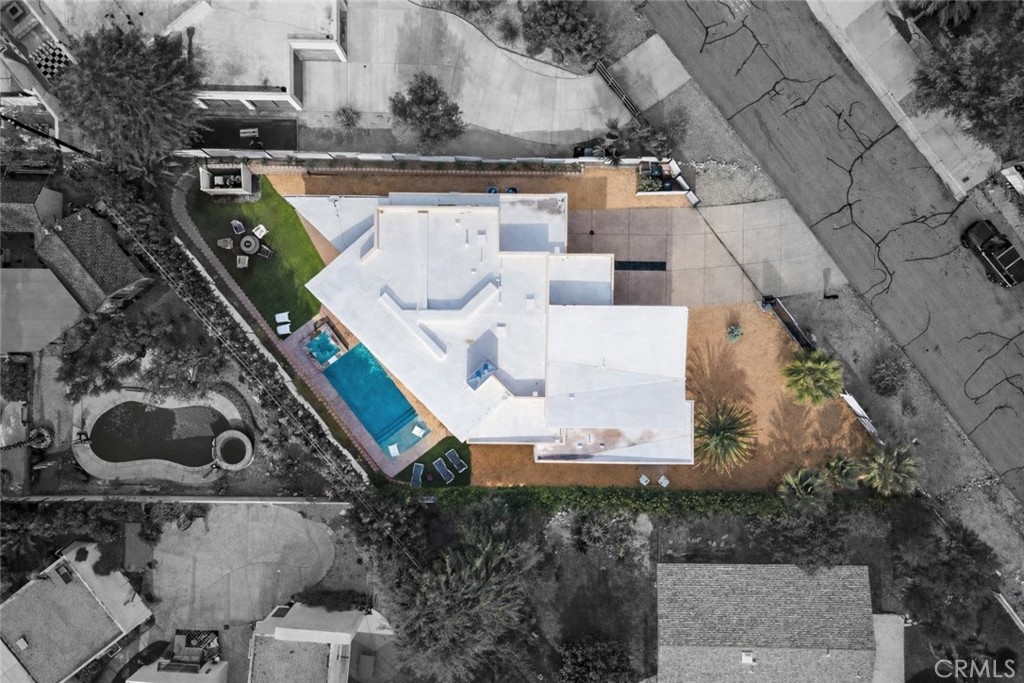 2461 N Junipero Avenue