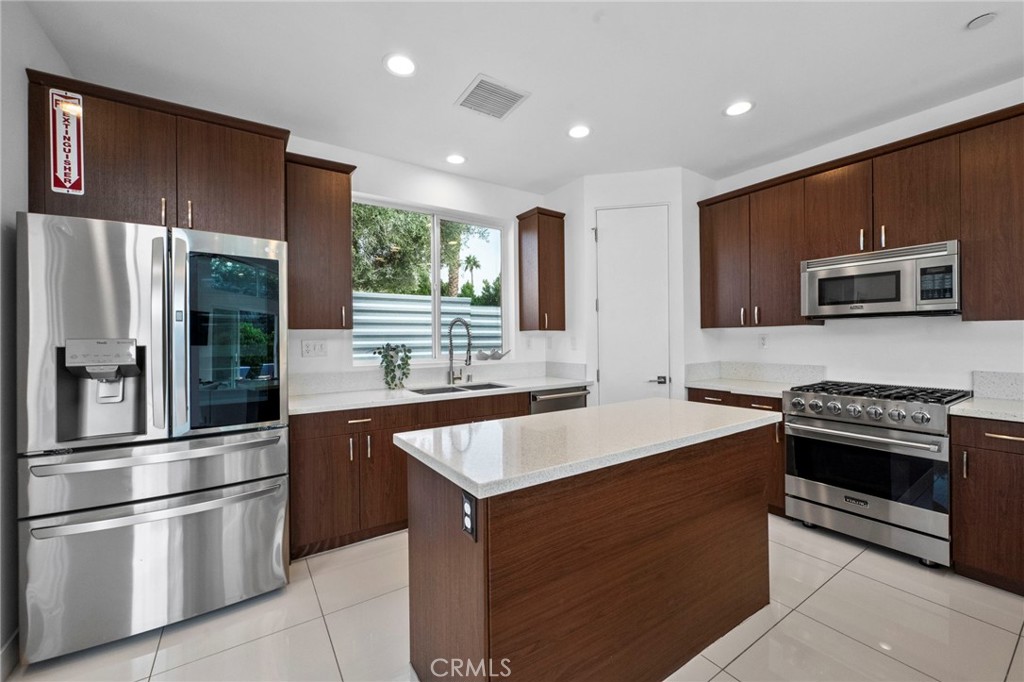 2461 N Junipero Avenue