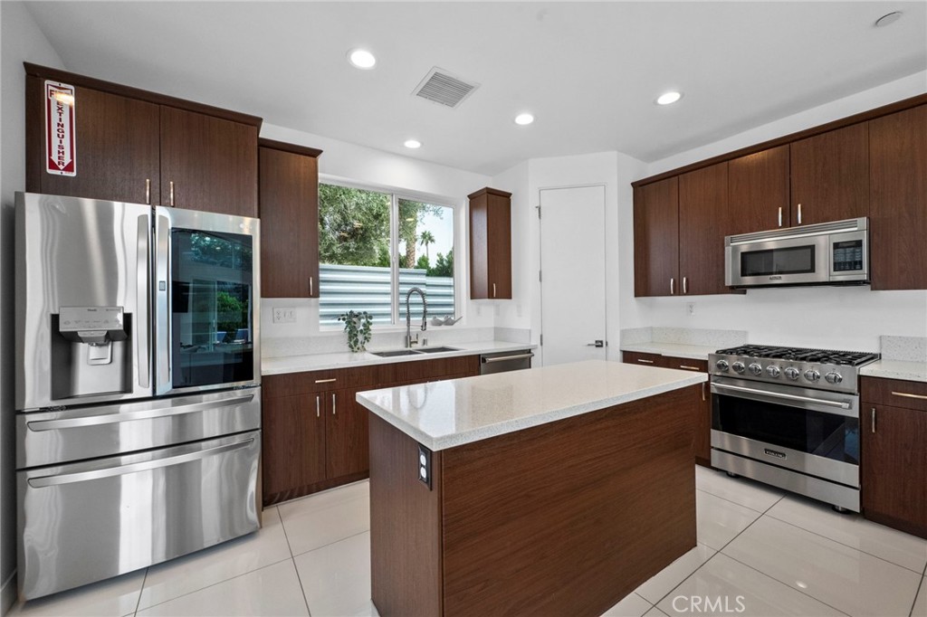 2461 N Junipero Avenue