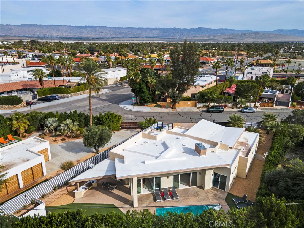 2461 N Junipero Avenue