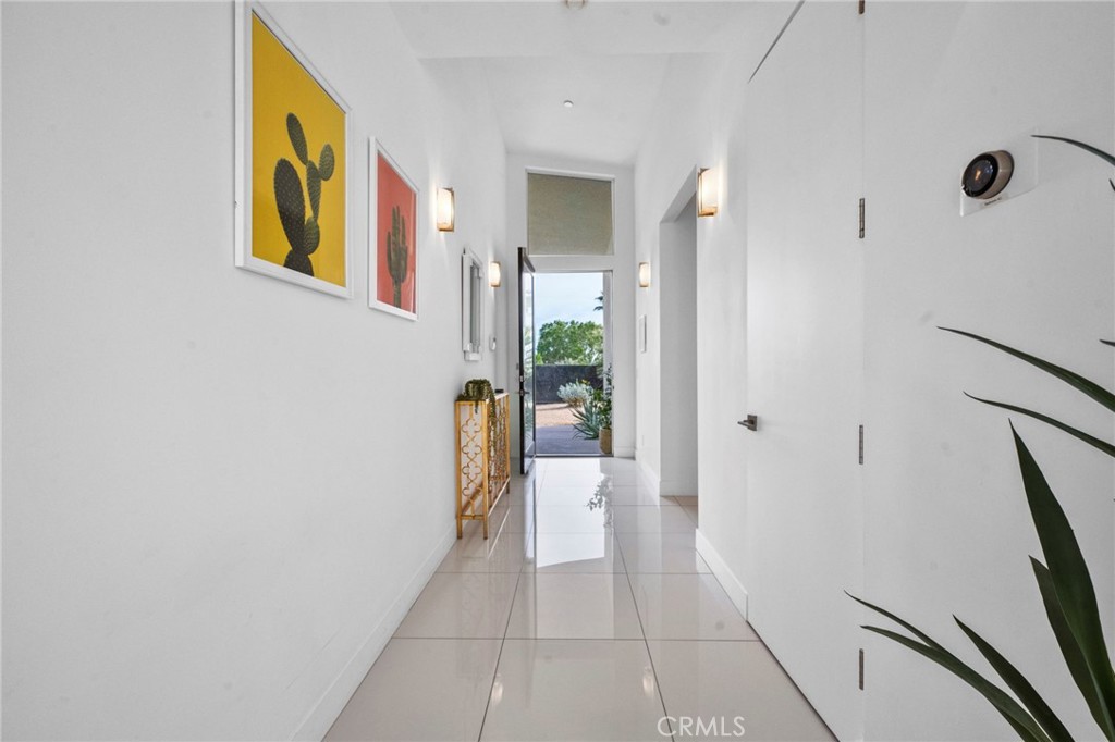 2461 N Junipero Avenue