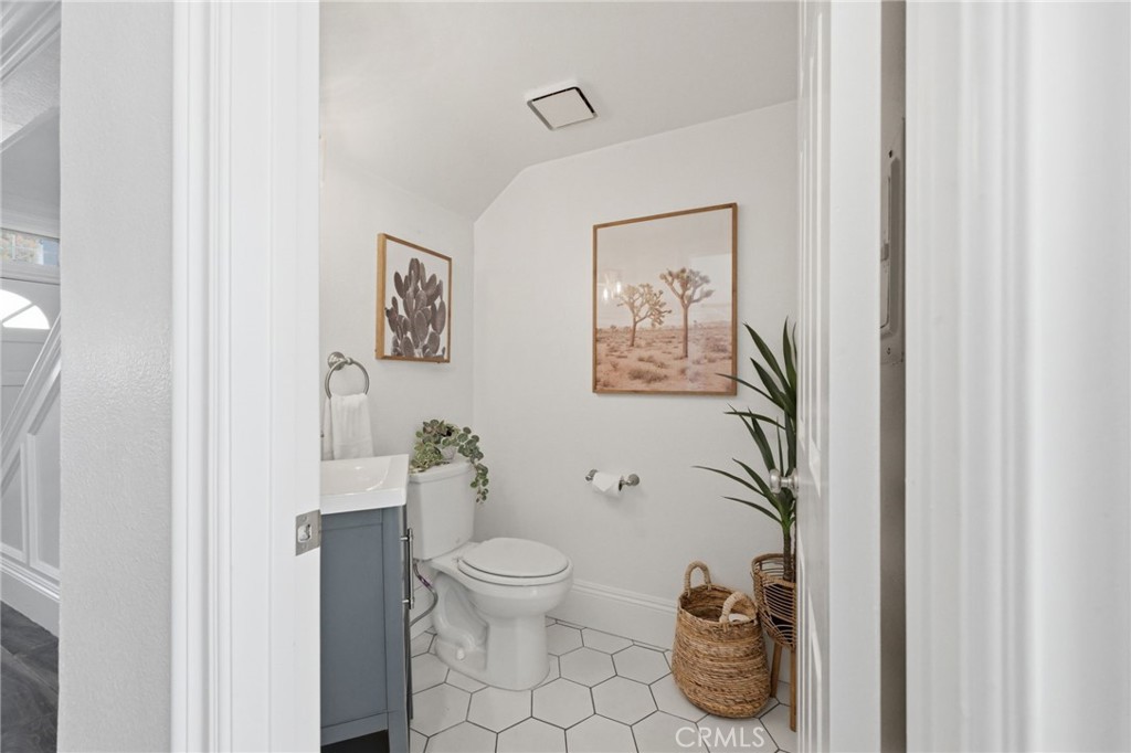 23654 Wellesley Court 19