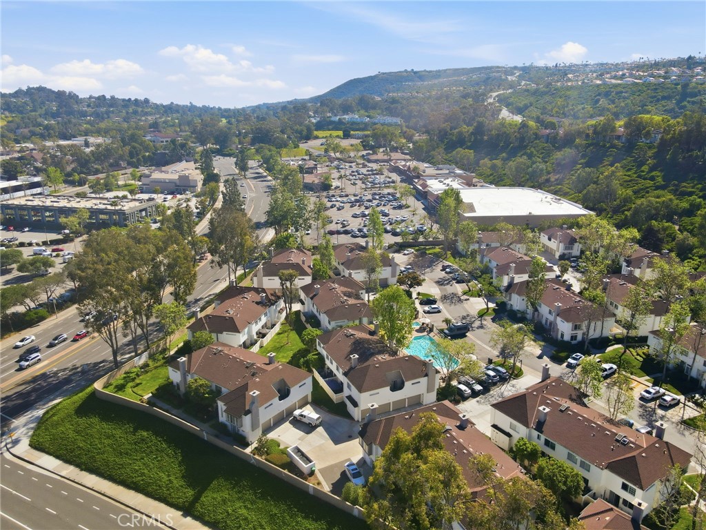 23654 Wellesley Court 19