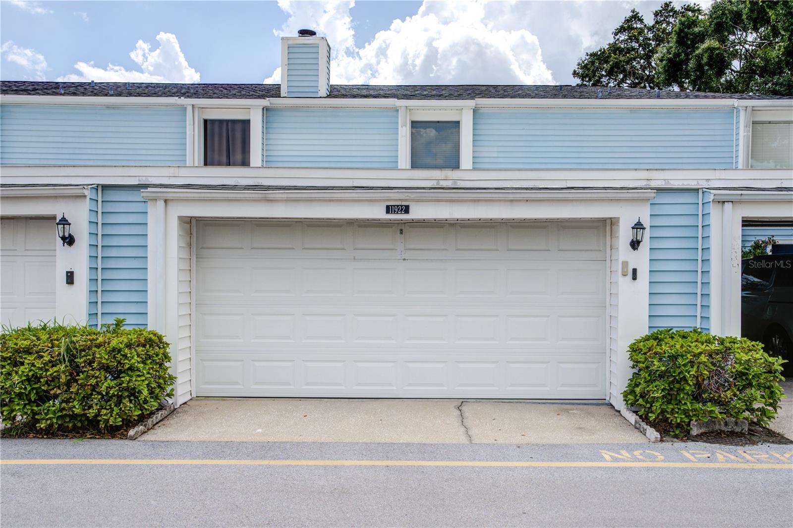 11922 CYPRESS CREST CIR