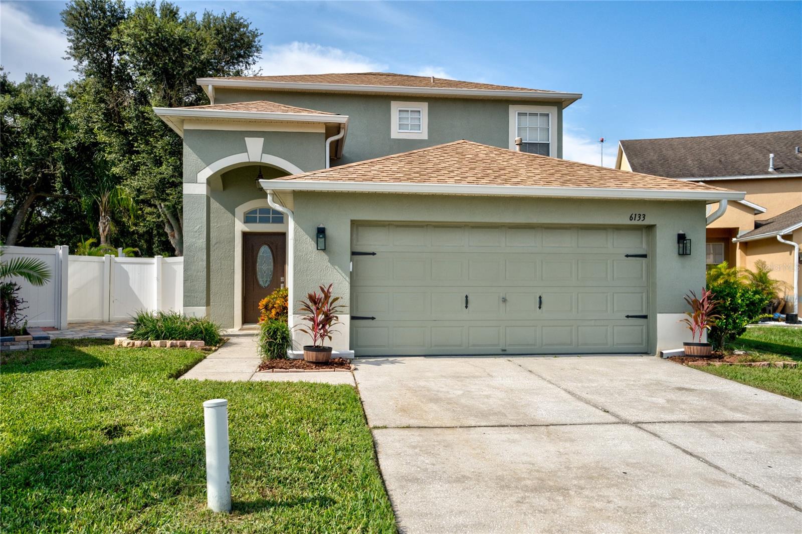6133 LANSHIRE DR