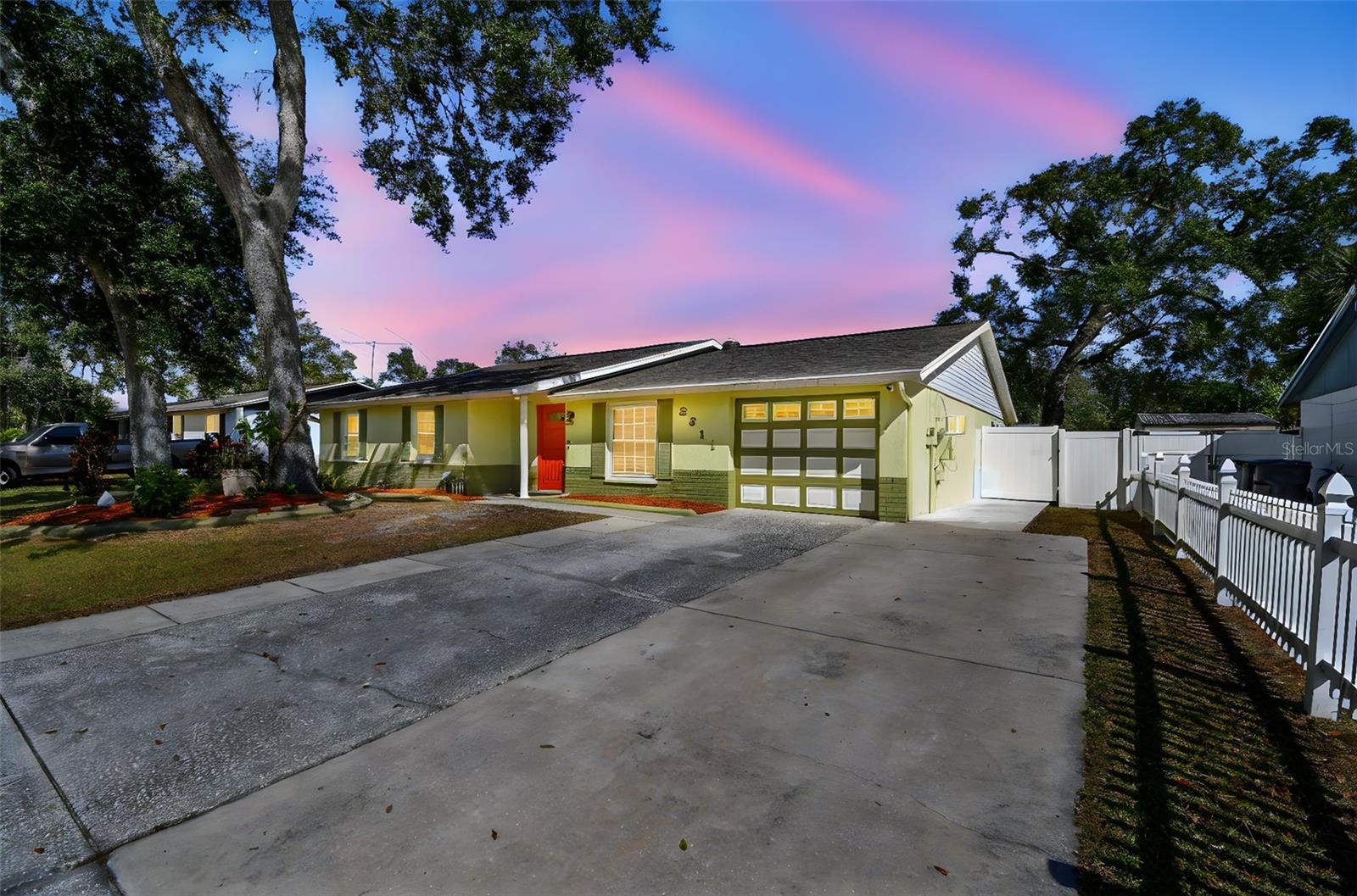 3611 WISPERBREATH LN