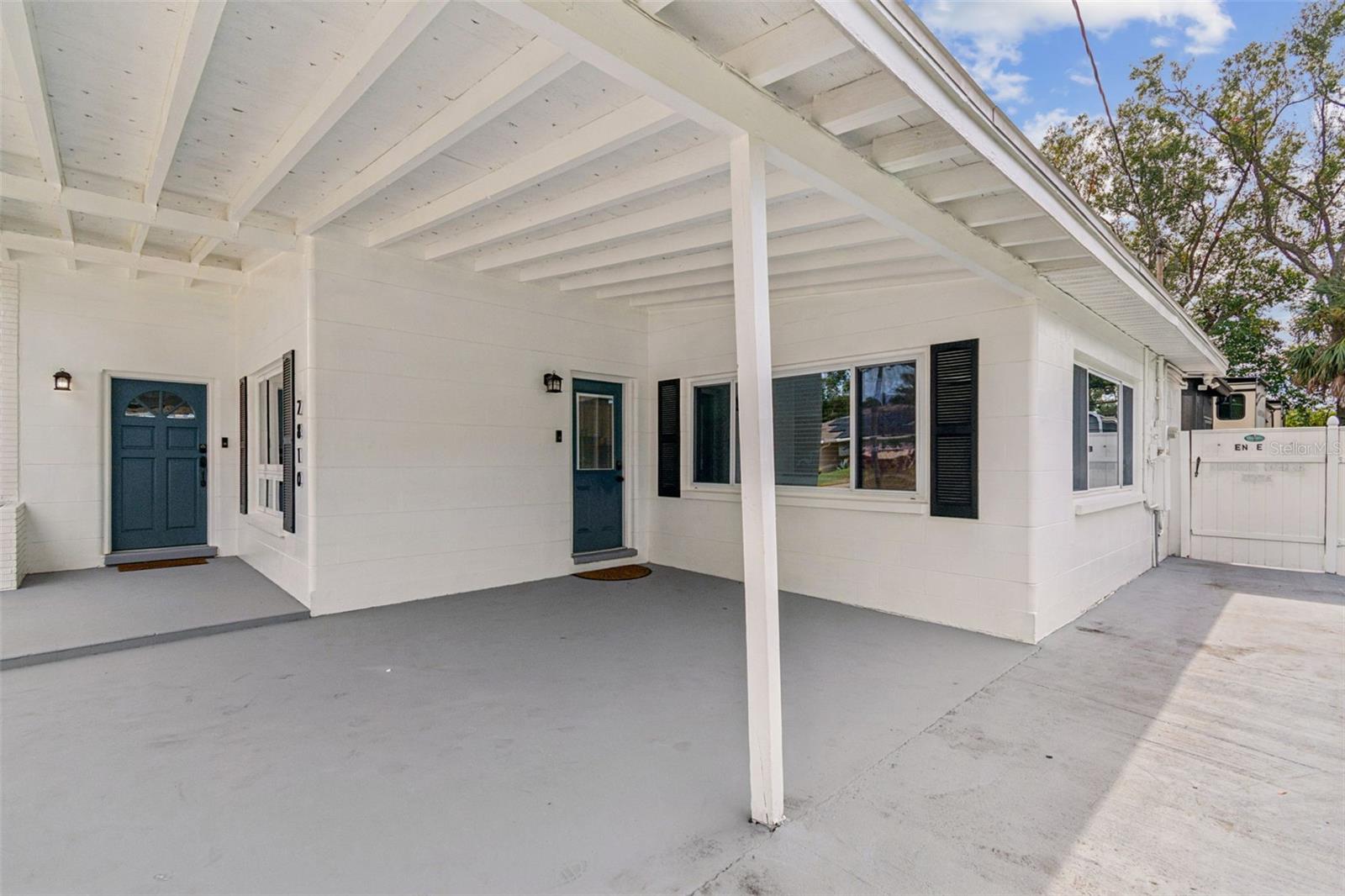 2810 W SILVER LAKE AVE