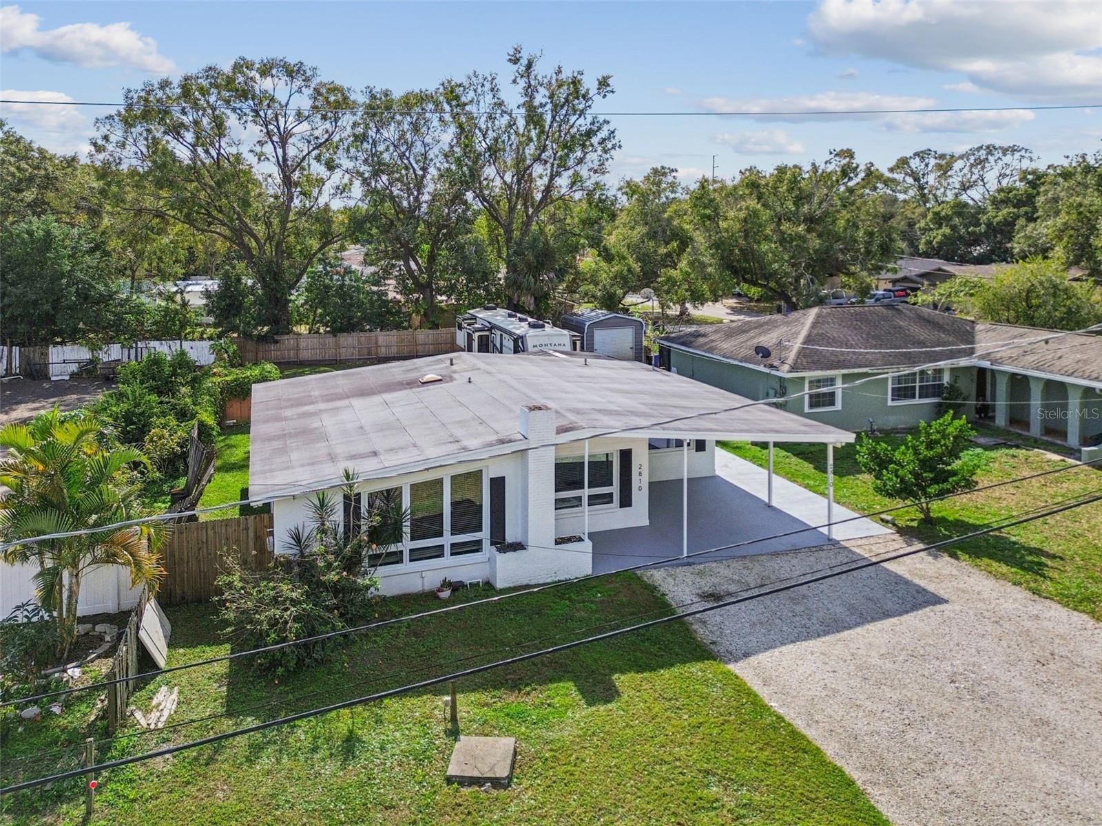 2810 W SILVER LAKE AVE