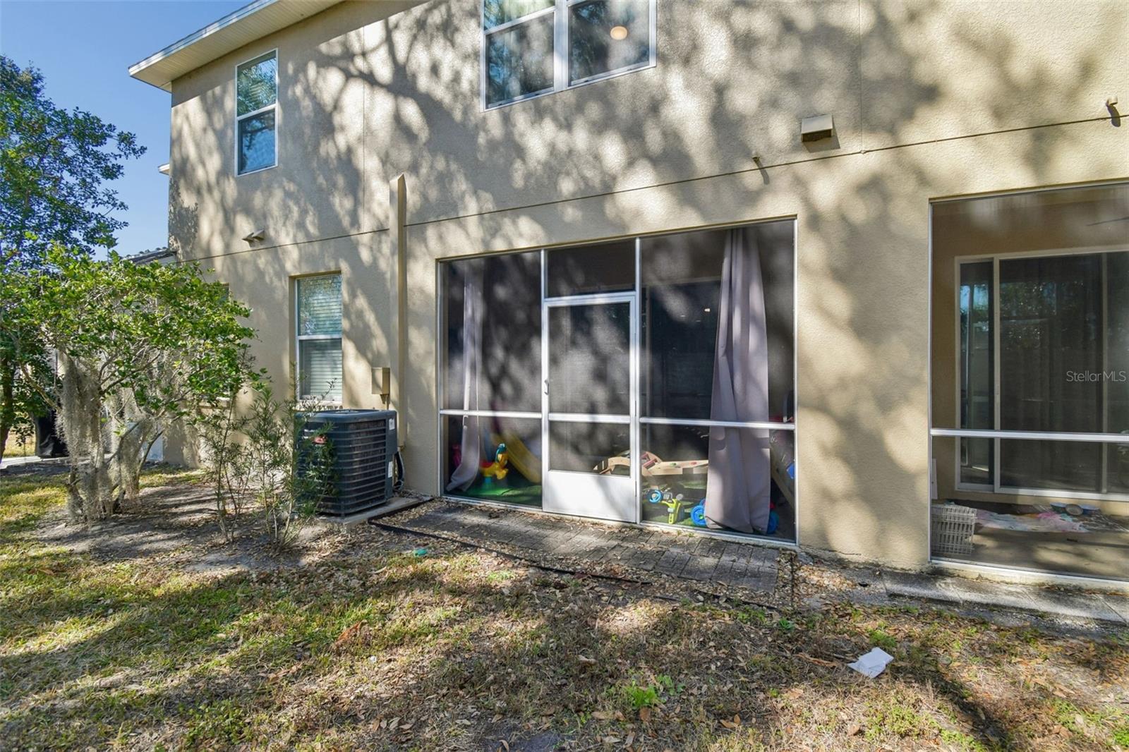 2109 BROADWAY VIEW AVE