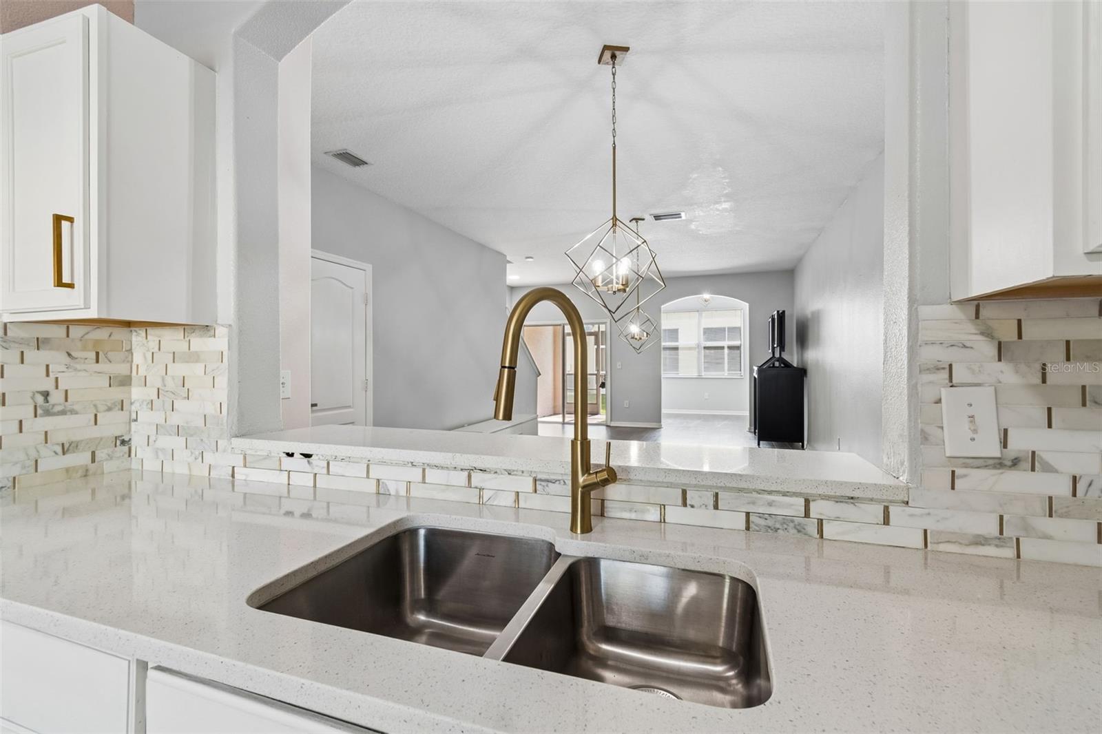 3566 HIGH HAMPTON CIR