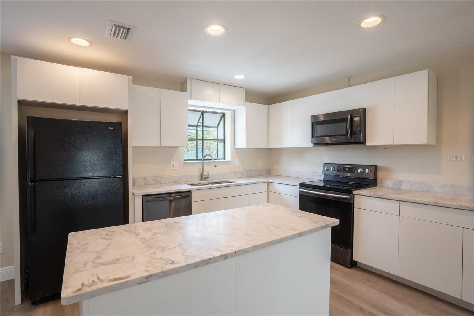 5409 SWEETWATER TERRACE CIR